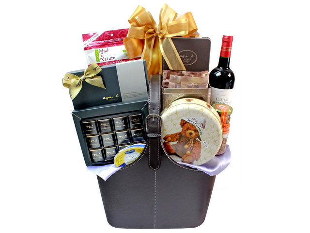 Wine n Food Hamper - Delicate Wine And Pastry Gift Hamper FH36 - L32620 Photo